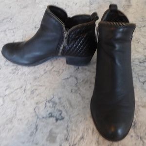 Lucky brand black boots